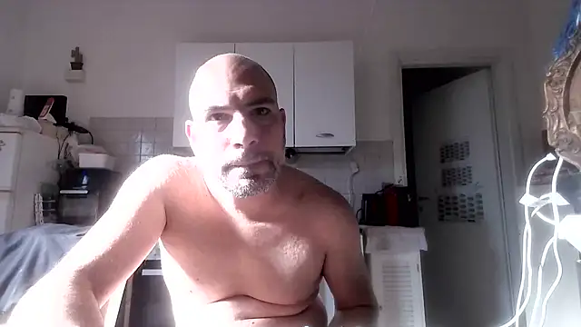 Ichigo897 Pika online show from April 8, 3:32 pm