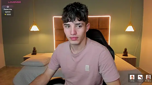 AlejooTwink online show from June 7, 7:26 am