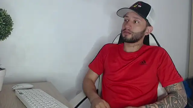 maxXximo777 online show from February 13, 3:35 pm