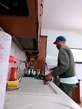 affascino online show from April 22, 8:30 am