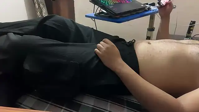 sexyboy09 online show from October 20, 4:44 pm