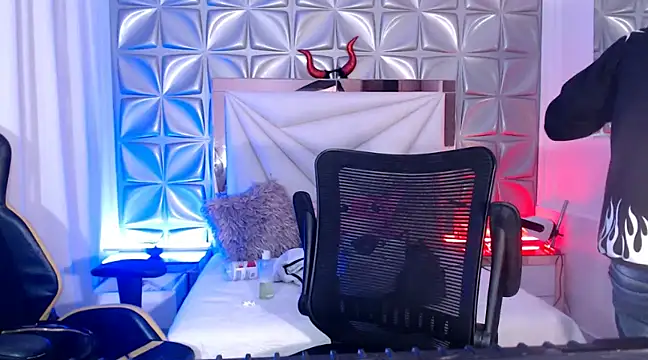 Snapshot of georgie_latin99 chatting on February 28, 11:47 am georgie latin99 online show from February 28, 11:47 am