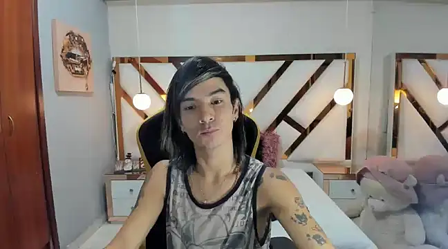 Snapshot of georgie_latin99 chatting on December 6, 9:57 pm georgie latin99 online show from December 6, 9:57 pm