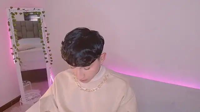 Snapshot of dilan_sp chatting on December 3, 7:55 pm dilan sp online show from December 3, 7:55 pm