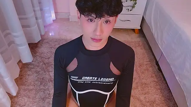 Snapshot of dilan_sp chatting on October 18, 12:48 am dilan sp online show from October 18, 12:48 am