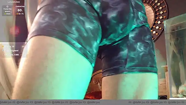 Godly huan online show from May 18, 5:50 pm