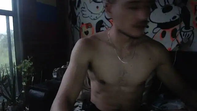 roystonee01 online show from November 16, 11:01 am