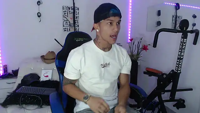 Leonard Price online show from February 20, 3:30 pm