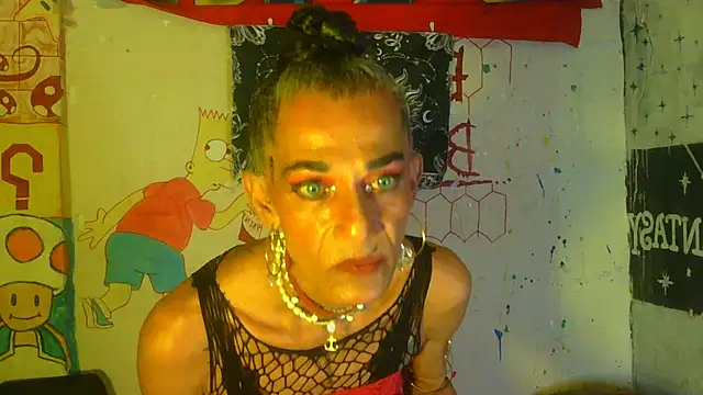 Snapshot of Lobaveterana_sex chatting on September 25, 5:17 am Lobaveterana sex online show from September 25, 5:17 am