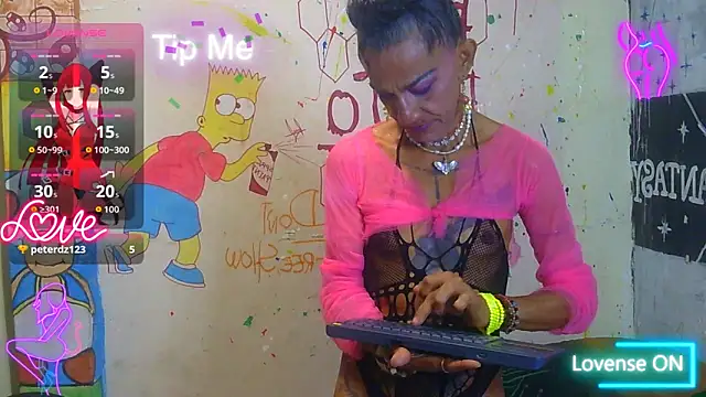 Snapshot of Lobaveterana_sex chatting on September 21, 7:19 am Lobaveterana sex online show from September 21, 7:19 am