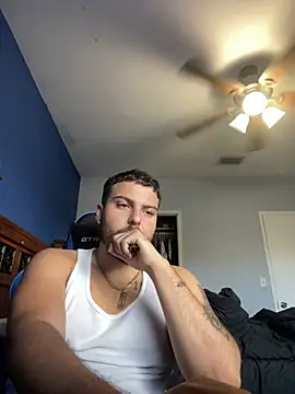 Snapshot of MasterKvn chatting on December 23, 8:03 pm MasterKvn online show from December 23, 8:03 pm