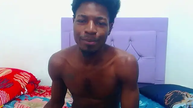 Snapshot of jaycolinss chatting on September 22, 12:22 am jaycolinss online show from September 22, 12:22 am