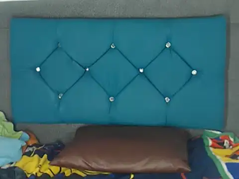 Snapshot of jaycolinss chatting on February 8, 3:08 am jaycolinss online show from February 8, 3:08 am
