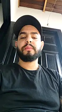 Snapshot of Ethan_Castellano chatting on December 9, 4:51 pm Ethan Castellano online show from December 9, 4:51 pm