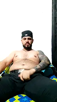 Snapshot of Ethan_Castellano chatting on January 5, 5:30 am Ethan Castellano online show from January 5, 5:30 am