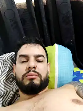 Snapshot of Ethan_Castellano chatting on December 21, 8:21 pm Ethan Castellano online show from December 21, 8:21 pm
