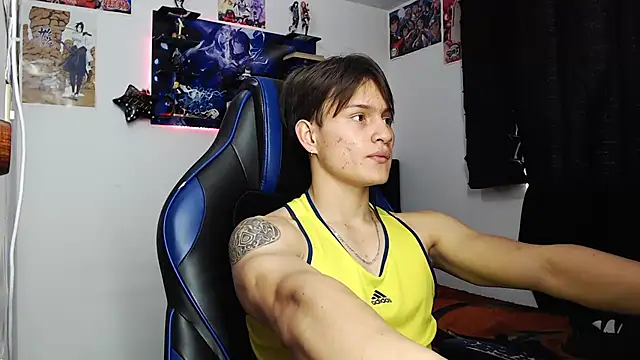 Snapshot of sr_jaeger chatting on October 16, 3:42 pm sr jaeger online show from October 16, 3:42 pm