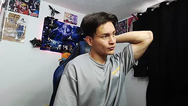 Snapshot of sr_jaeger chatting on October 3, 2:00 pm sr jaeger online show from October 3, 2:00 pm
