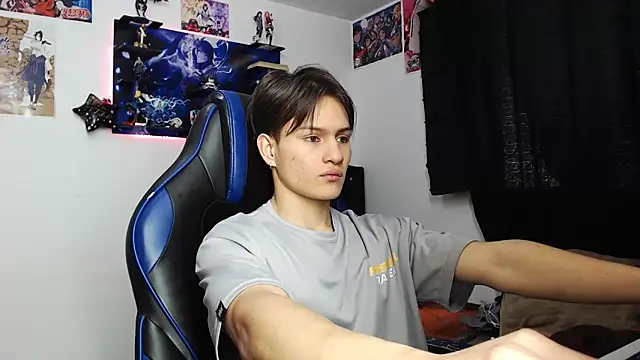 Snapshot of sr_jaeger chatting on October 14, 3:08 pm sr jaeger online show from October 14, 3:08 pm