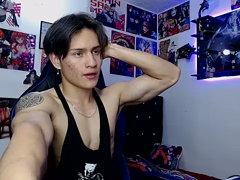 Snapshot of sr_jaeger chatting on December 5, 8:23 pm sr jaeger online show from December 5, 8:23 pm