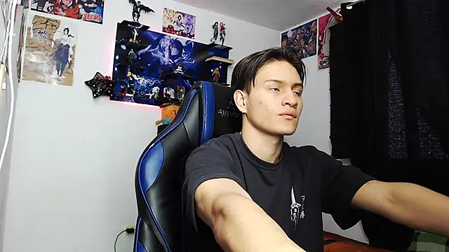 Snapshot of sr_jaeger chatting on October 11, 3:16 pm sr jaeger online show from October 11, 3:16 pm