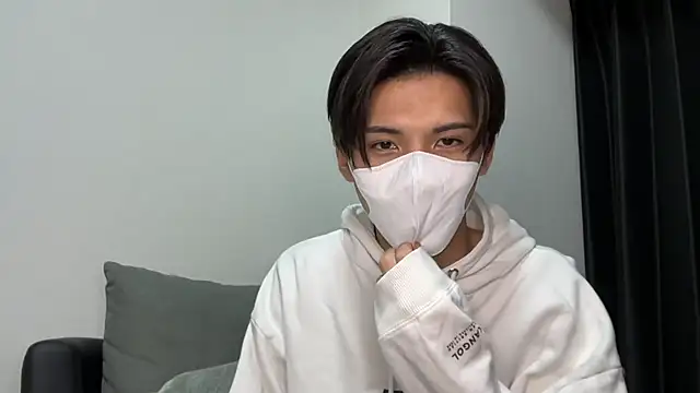 Snapshot of Lio_kun chatting on December 7, 3:08 pm Lio kun online show from December 7, 3:08 pm
