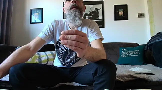 Kingsscepter online show from February 17, 12:05 pm