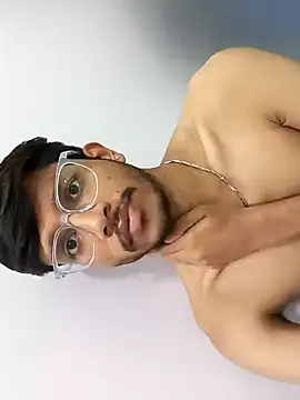 Snapshot of skinnyyyyyyyyy chatting on January 21, 3:39 pm skinnyyyyyyyyy online show from January 21, 3:39 pm
