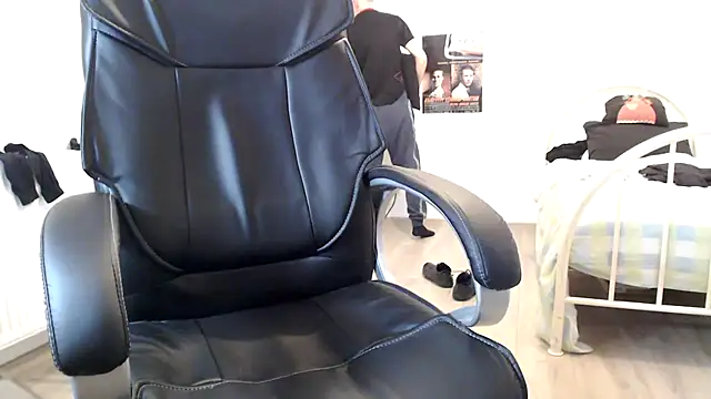 Snapshot of SteveStiffbone chatting on January 4, 10:45 pm SteveStiffbone online show from January 4, 10:45 pm