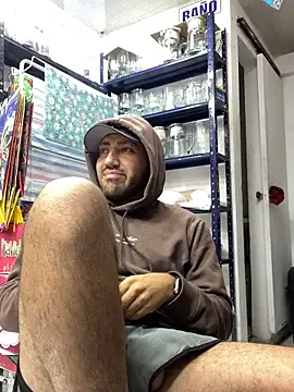 JuanZapata33 online show from February 12, 10:49 pm