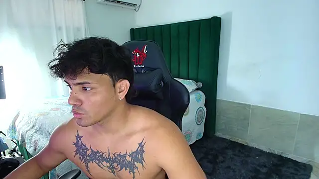 man dur07 online show from February 18, 9:23 pm