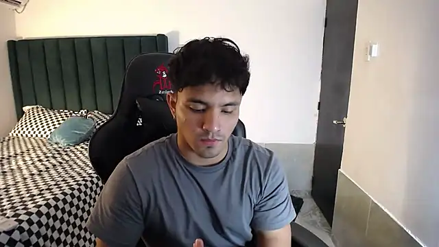 man dur07 online show from October 25, 11:28 pm