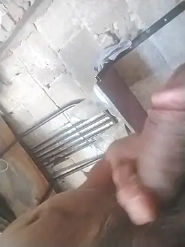 estuker22 online show from March 15, 5:52 pm