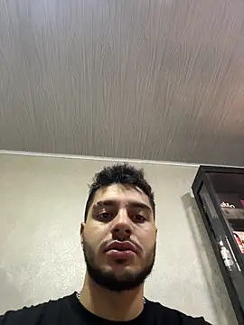 Amadeo Wild online show from March 18, 1:14 pm