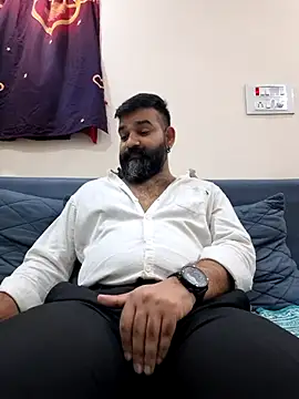 Fun Guuy online show from August 8, 2:40 am
