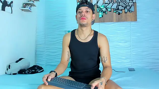 Friendsofeverything  online show from September 10, 1:10 pm