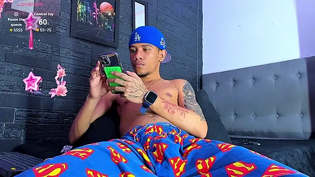 Romancartier 1 online show from December 14, 7:04 am