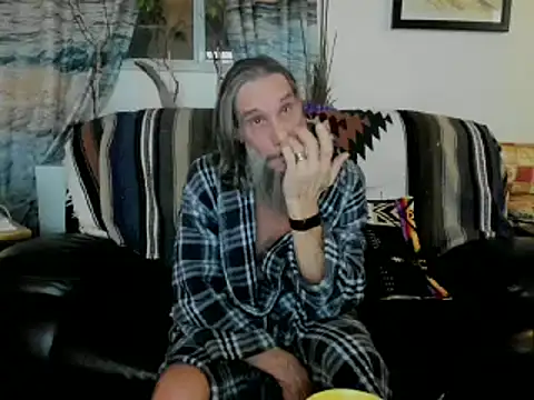 Snapshot of mindphu_k chatting on January 16, 12:34 am mindphu k online show from January 16, 12:34 am