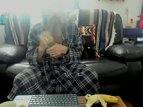 Snapshot of mindphu_k chatting on December 26, 5:51 pm mindphu k online show from December 26, 5:51 pm