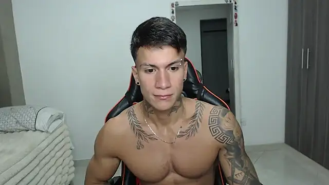 pettergrey1 online show from February 18, 11:19 am