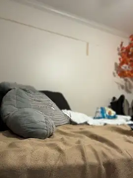 KySir1990 online show from April 24, 10:23 pm