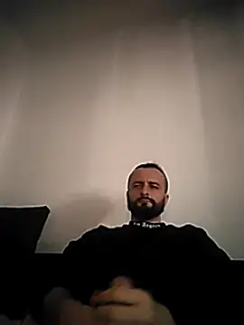 Dema110889 online show from February 20, 1:19 pm