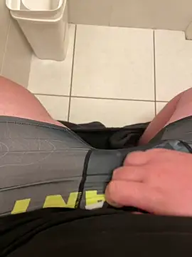 Hugo76578 online show from November 9, 7:51 pm