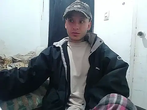 Snapshot of esjrobles chatting on October 11, 2:21 pm esjrobles online show from October 11, 2:21 pm