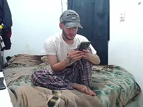 Snapshot of esjrobles chatting on October 7, 1:15 pm esjrobles online show from October 7, 1:15 pm