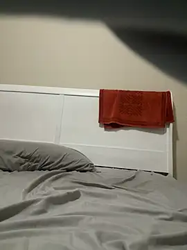 cumwatch3376 online show from December 26, 1:40 am