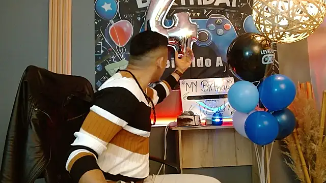 Reiko 85  online show from April 18, 2:51 pm