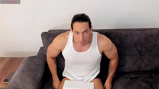 Lorenzoferrec online show from April 25, 12:13 am