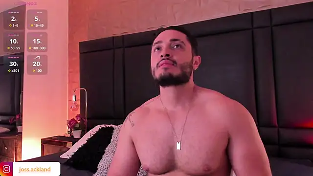 JossAckland online show from November 16, 8:44 pm