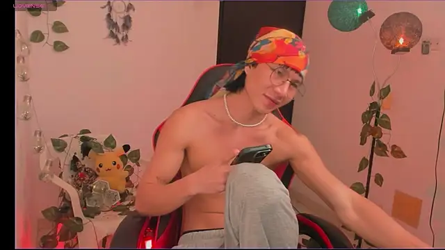 odelei online show from June 10, 9:26 pm